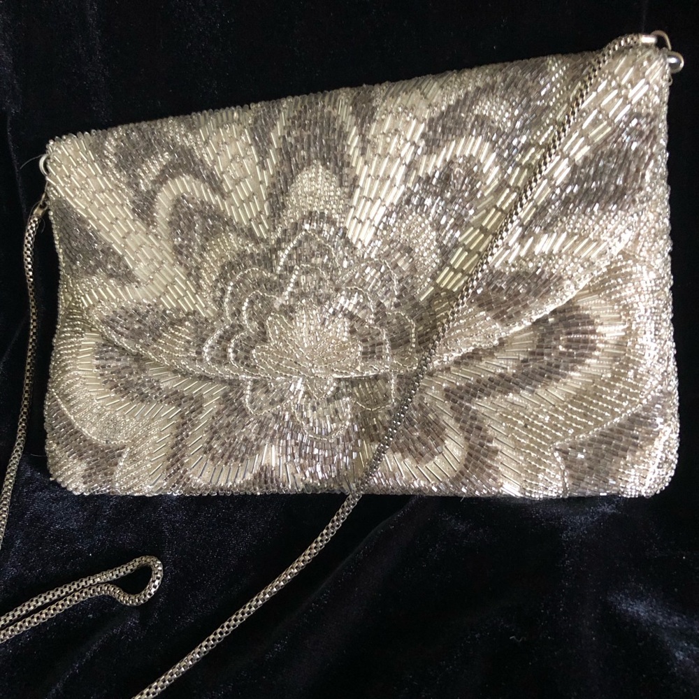 Beaded Silver/White Convertible Clutch, Vintage